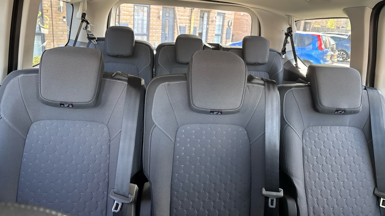 Ford Tourneo Custom 320 L1 Diesel Fwd 2.0 EcoBlue 136ps H1 Titanium 8 seater Auto